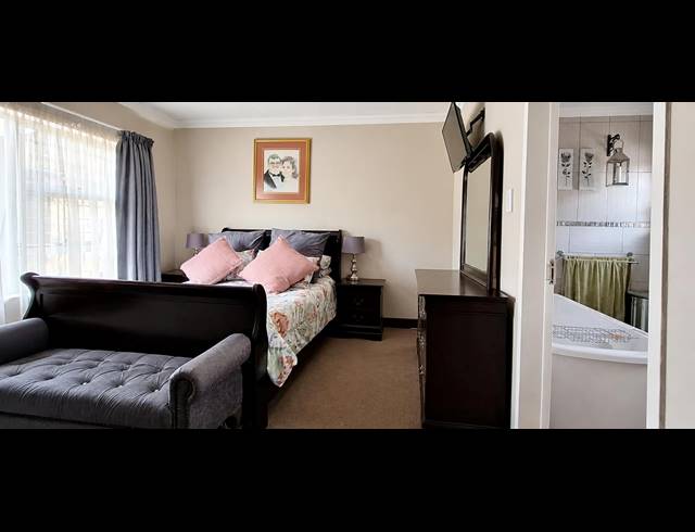 4 BEDROOM HOUSE FOR SALE IN BERGSIG